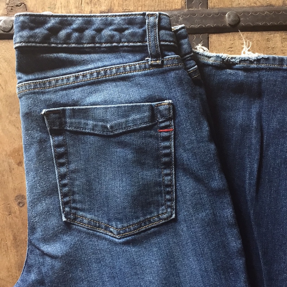 GAP Essential Fit Blue Jeans Boot Cut Size 8 Long